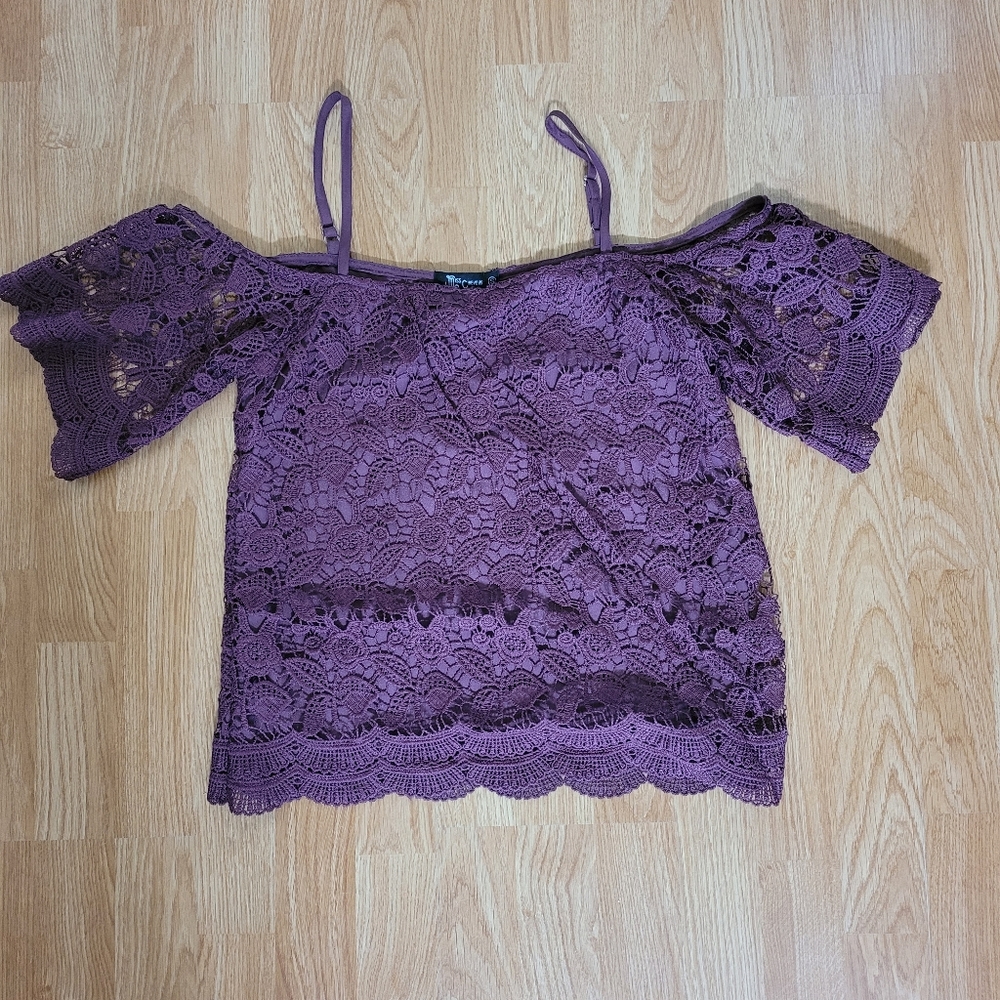 Lace top